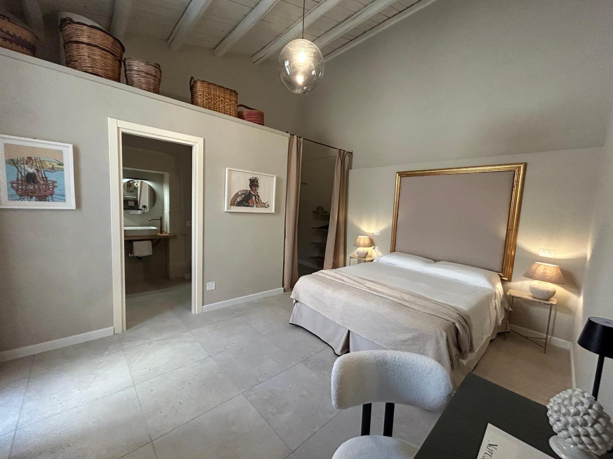 Notus Rooms Noto Luaran gambar