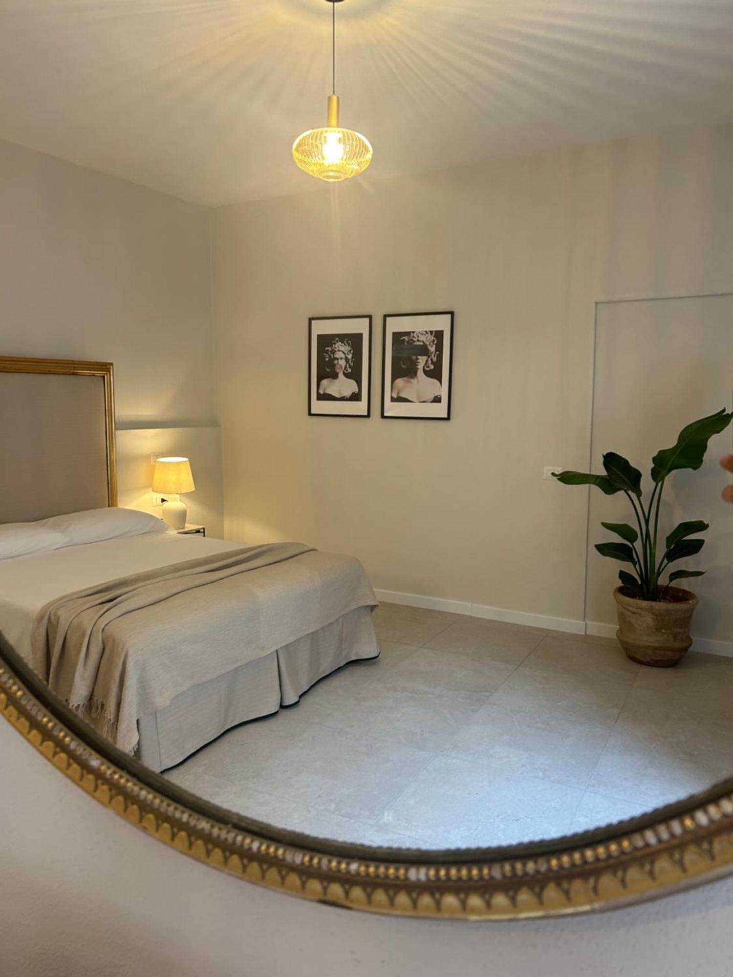 Notus Rooms Noto Luaran gambar